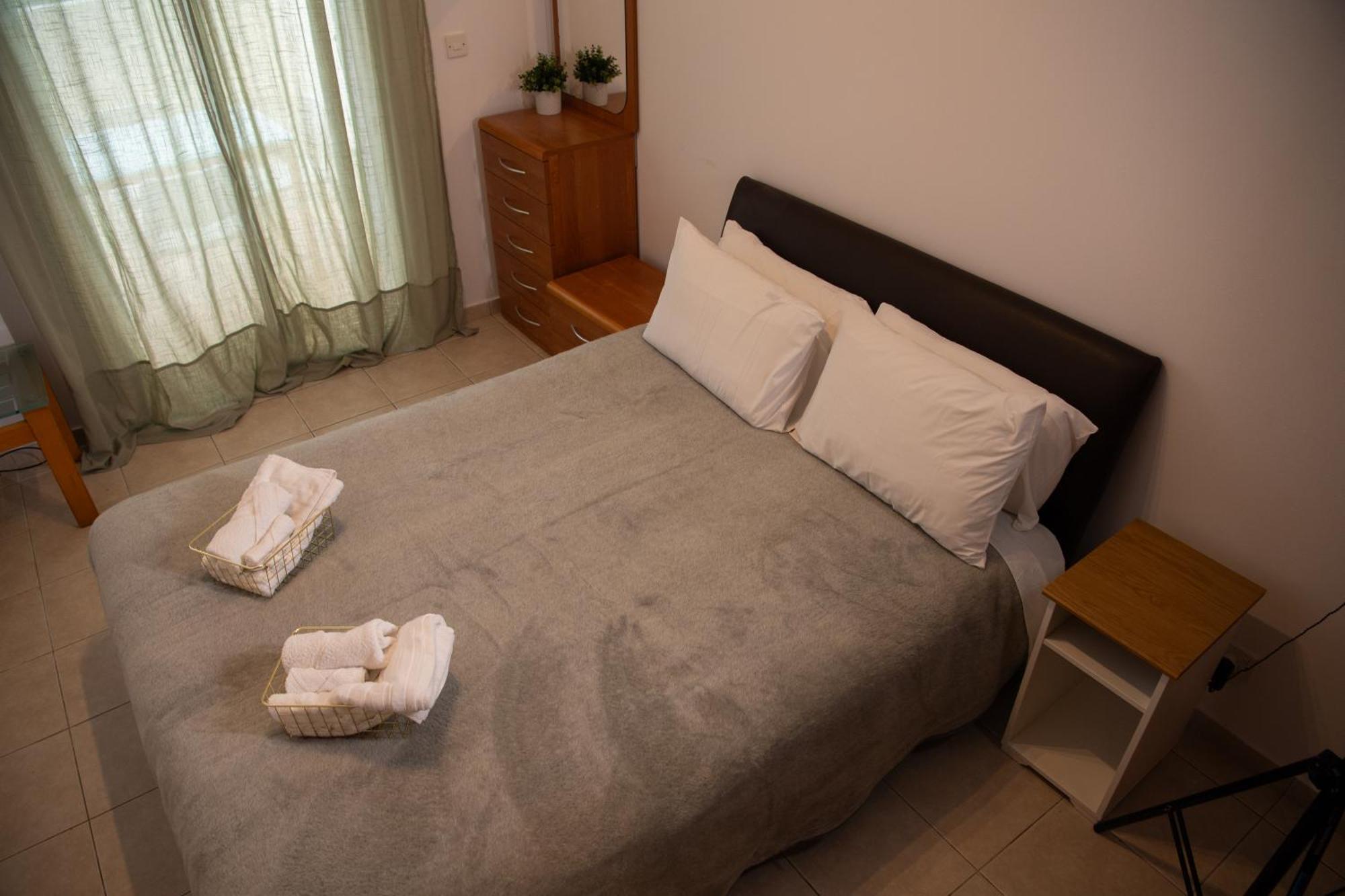 Path Latchi Beachfront Apartments Εξωτερικό φωτογραφία