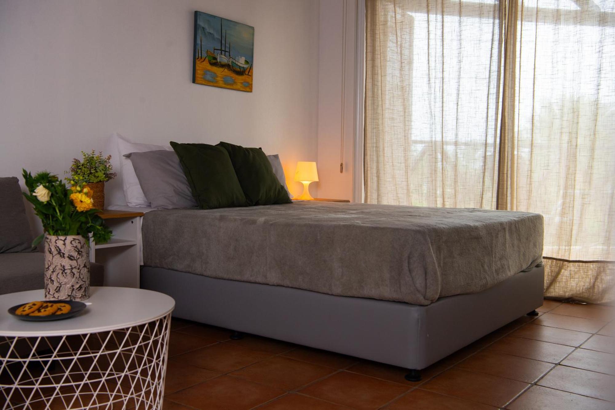 Path Latchi Beachfront Apartments Εξωτερικό φωτογραφία